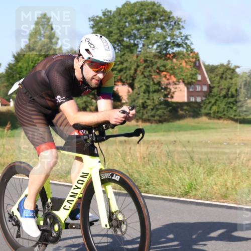 25.08.2024 - Elbe Triathlon Hamburg Fuchs,  Jonas http://msf.ph/oto/6849860 25.08.2024 09:12:36 Radfahren 165, 233, 54, 290 meine-sportfotos.de