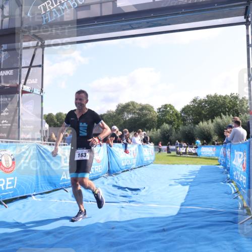 25.08.2024 - Elbe Triathlon Hamburg H.Heesch http://msf.ph/oto/6849869 25.08.2024 10:46:28 Ziel 163 meine-sportfotos.de