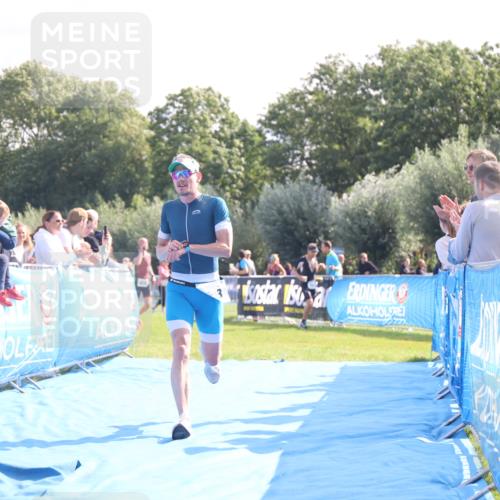 25.08.2024 - Elbe Triathlon Hamburg H.Heesch http://msf.ph/oto/6849887 25.08.2024 10:46:59 Ziel 403 meine-sportfotos.de