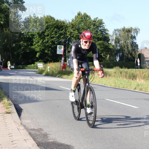 25.08.2024 - Elbe Triathlon Hamburg Fuchs,  Jonas http://msf.ph/oto/6849907 25.08.2024 09:12:41 Radfahren 233, 54, 290, 154 meine-sportfotos.de