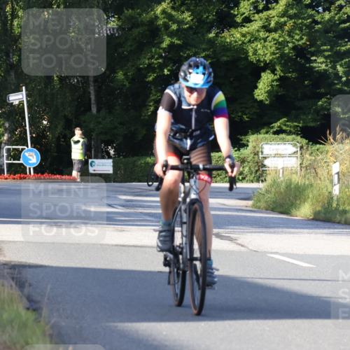 25.08.2024 - Elbe Triathlon Hamburg Fuchs,  Jonas http://msf.ph/oto/6849937 25.08.2024 09:12:46 Radfahren 290, 154 meine-sportfotos.de