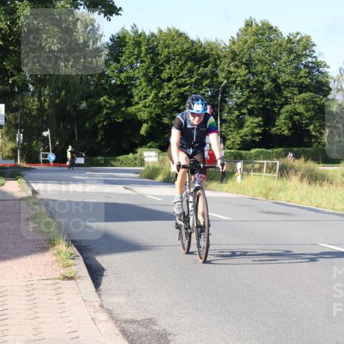 25.08.2024 - Elbe Triathlon Hamburg Fuchs,  Jonas http://msf.ph/oto/6849972 25.08.2024 09:12:47 Radfahren 290, 154 meine-sportfotos.de