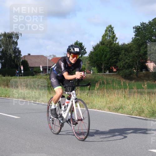 25.08.2024 - Elbe Triathlon Hamburg Fuchs,  Jonas http://msf.ph/oto/6849976 25.08.2024 09:55:41 Radfahren 318, 252, 480, 453, 482 meine-sportfotos.de