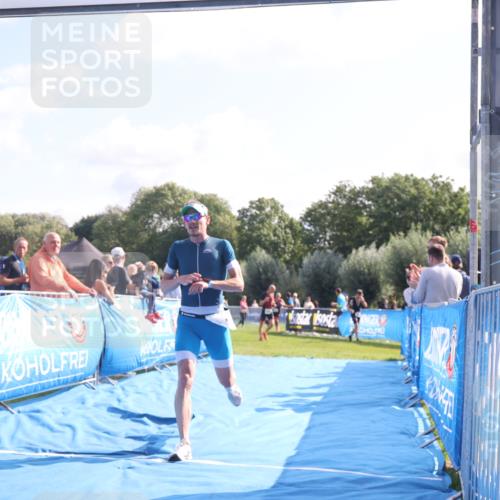 25.08.2024 - Elbe Triathlon Hamburg H.Heesch http://msf.ph/oto/6849995 25.08.2024 10:46:59 Ziel 403 meine-sportfotos.de