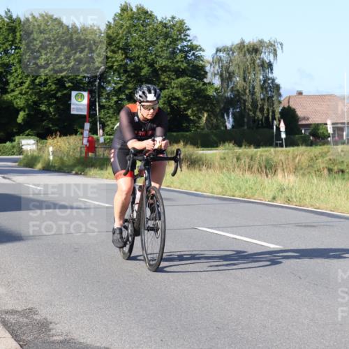 25.08.2024 - Elbe Triathlon Hamburg Fuchs,  Jonas http://msf.ph/oto/6850030 25.08.2024 09:12:54 Radfahren 131, 145 meine-sportfotos.de