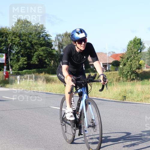 25.08.2024 - Elbe Triathlon Hamburg Fuchs,  Jonas http://msf.ph/oto/6850125 25.08.2024 09:13:02 Radfahren 145, 130 meine-sportfotos.de