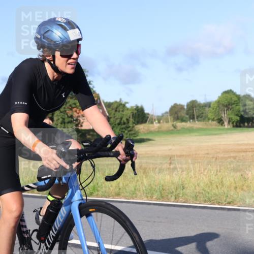25.08.2024 - Elbe Triathlon Hamburg Fuchs,  Jonas http://msf.ph/oto/6850138 25.08.2024 09:13:02 Radfahren 145, 130 meine-sportfotos.de