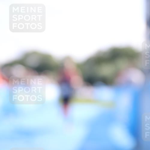 25.08.2024 - Elbe Triathlon Hamburg H.Heesch http://msf.ph/oto/6850142 25.08.2024 10:47:07 Ziel 122, 403 meine-sportfotos.de