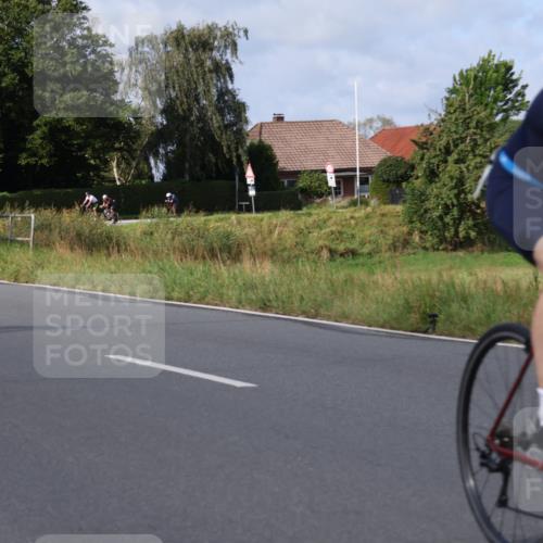 25.08.2024 - Elbe Triathlon Hamburg Fuchs,  Jonas http://msf.ph/oto/6850173 25.08.2024 09:55:52 Radfahren 482, 463, 244, 238, 230 meine-sportfotos.de
