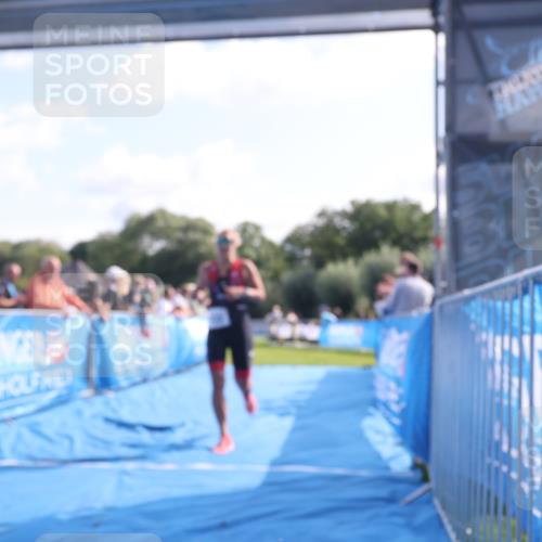 25.08.2024 - Elbe Triathlon Hamburg H.Heesch http://msf.ph/oto/6850177 25.08.2024 10:47:08 Ziel 122 meine-sportfotos.de