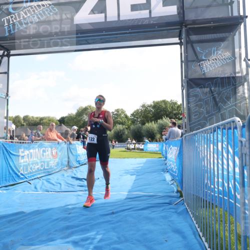 25.08.2024 - Elbe Triathlon Hamburg H.Heesch http://msf.ph/oto/6850191 25.08.2024 10:47:08 Ziel 122 meine-sportfotos.de