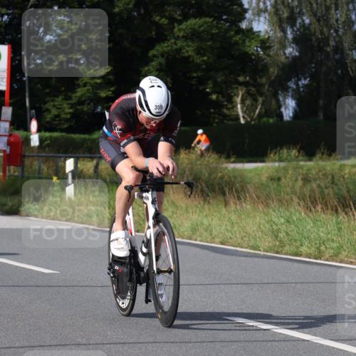25.08.2024 - Elbe Triathlon Hamburg Fuchs,  Jonas http://msf.ph/oto/6850256 25.08.2024 09:56:01 Radfahren 359, 358, 354 meine-sportfotos.de