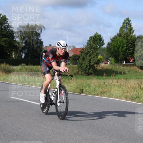 25.08.2024 - Elbe Triathlon Hamburg Fuchs,  Jonas http://msf.ph/oto/6850279 25.08.2024 09:56:01 Radfahren 359, 358, 354 meine-sportfotos.de