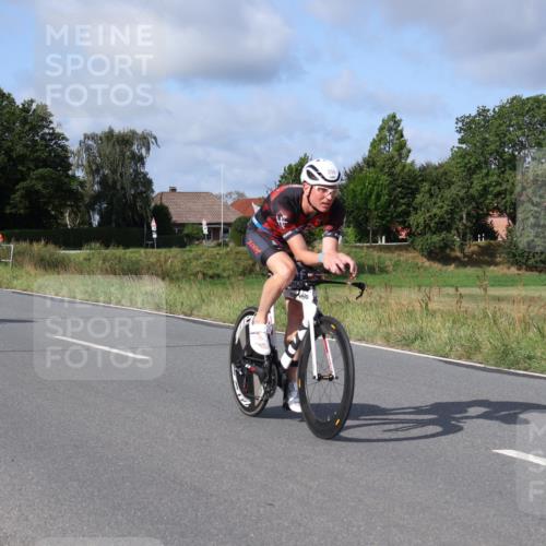 25.08.2024 - Elbe Triathlon Hamburg Fuchs,  Jonas http://msf.ph/oto/6850284 25.08.2024 09:56:02 Radfahren 359, 358, 354, 420 meine-sportfotos.de