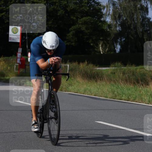 25.08.2024 - Elbe Triathlon Hamburg Fuchs,  Jonas http://msf.ph/oto/6850293 25.08.2024 09:56:02 Radfahren 359, 358, 354, 420 meine-sportfotos.de