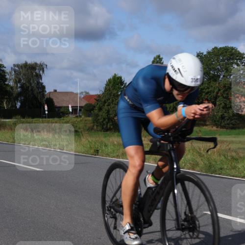 25.08.2024 - Elbe Triathlon Hamburg Fuchs,  Jonas http://msf.ph/oto/6850322 25.08.2024 09:56:03 Radfahren 359, 358, 354, 420 meine-sportfotos.de