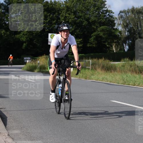 25.08.2024 - Elbe Triathlon Hamburg Fuchs,  Jonas http://msf.ph/oto/6850354 25.08.2024 09:56:05 Radfahren 359, 358, 354, 420 meine-sportfotos.de
