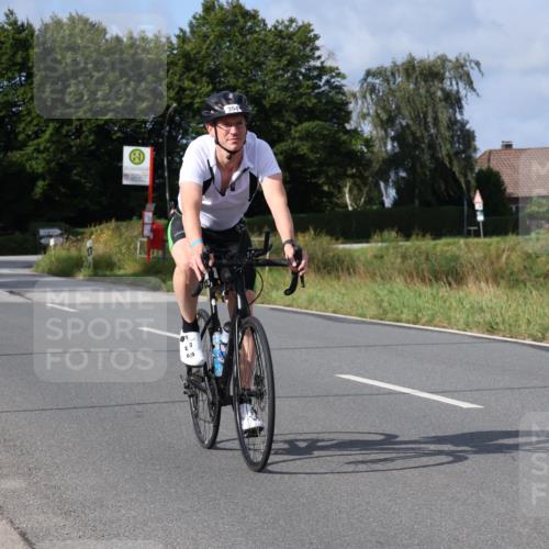25.08.2024 - Elbe Triathlon Hamburg Fuchs,  Jonas http://msf.ph/oto/6850359 25.08.2024 09:56:05 Radfahren 359, 358, 354, 420 meine-sportfotos.de