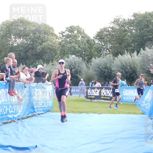 25.08.2024 - Elbe Triathlon Hamburg H.Heesch http://msf.ph/oto/6850401 25.08.2024 10:47:32 Ziel 174 meine-sportfotos.de