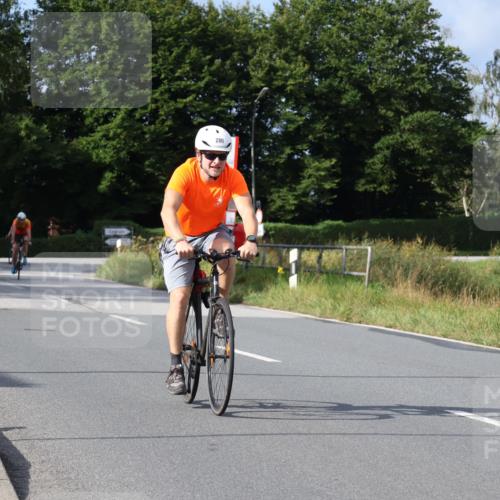 25.08.2024 - Elbe Triathlon Hamburg Fuchs,  Jonas http://msf.ph/oto/6850453 25.08.2024 09:56:13 Radfahren 420, 280, 442, 452 meine-sportfotos.de