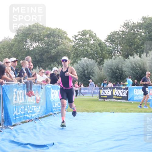 25.08.2024 - Elbe Triathlon Hamburg H.Heesch http://msf.ph/oto/6850464 25.08.2024 10:47:32 Ziel 174 meine-sportfotos.de