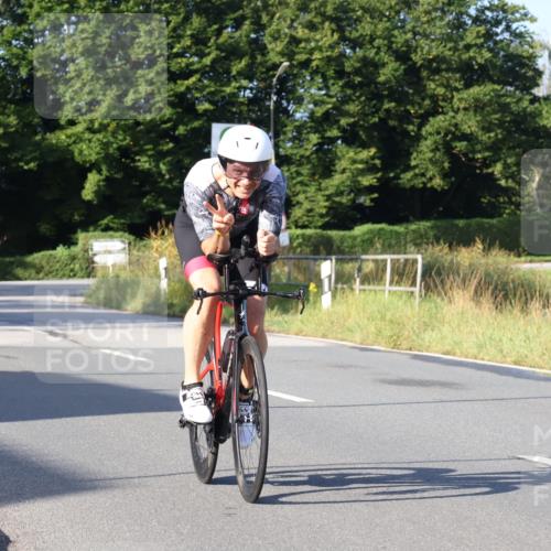25.08.2024 - Elbe Triathlon Hamburg Fuchs,  Jonas http://msf.ph/oto/6850503 25.08.2024 09:13:42 Radfahren 138, 55, 143 meine-sportfotos.de