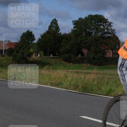 25.08.2024 - Elbe Triathlon Hamburg Fuchs,  Jonas http://msf.ph/oto/6850504 25.08.2024 09:56:14 Radfahren 420, 280, 442, 452, 293 meine-sportfotos.de