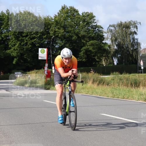 25.08.2024 - Elbe Triathlon Hamburg Fuchs,  Jonas http://msf.ph/oto/6850514 25.08.2024 09:56:17 Radfahren 280, 442, 452, 293, 261 meine-sportfotos.de