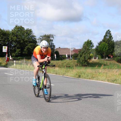 25.08.2024 - Elbe Triathlon Hamburg Fuchs,  Jonas http://msf.ph/oto/6850523 25.08.2024 09:56:18 Radfahren 280, 442, 452, 293, 261, 202 meine-sportfotos.de
