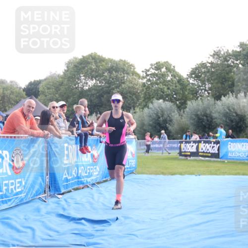 25.08.2024 - Elbe Triathlon Hamburg H.Heesch http://msf.ph/oto/6850529 25.08.2024 10:47:32 Ziel 174 meine-sportfotos.de