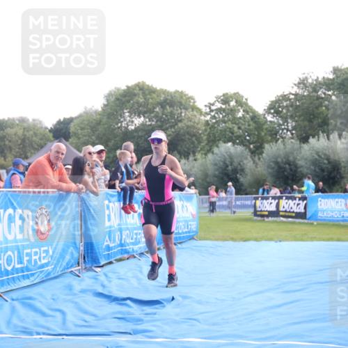 25.08.2024 - Elbe Triathlon Hamburg H.Heesch http://msf.ph/oto/6850549 25.08.2024 10:47:32 Ziel 174 meine-sportfotos.de