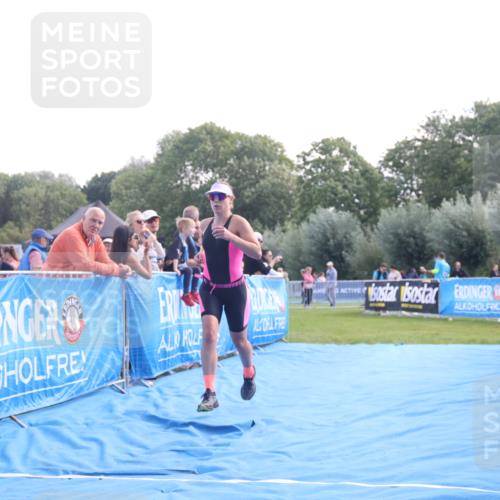 25.08.2024 - Elbe Triathlon Hamburg H.Heesch http://msf.ph/oto/6850556 25.08.2024 10:47:33 Ziel 174 meine-sportfotos.de