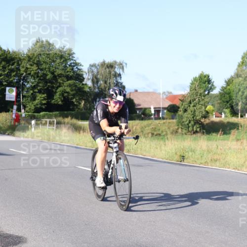25.08.2024 - Elbe Triathlon Hamburg Fuchs,  Jonas http://msf.ph/oto/6850559 25.08.2024 09:13:45 Radfahren 55, 143 meine-sportfotos.de