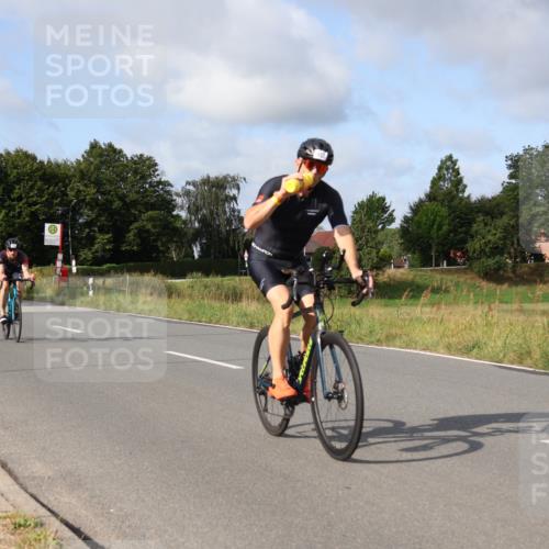 25.08.2024 - Elbe Triathlon Hamburg Fuchs,  Jonas http://msf.ph/oto/6850560 25.08.2024 09:56:20 Radfahren 442, 452, 293, 261, 202, 370 meine-sportfotos.de