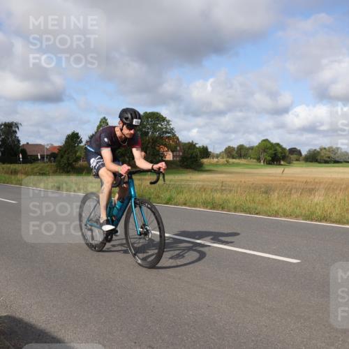 25.08.2024 - Elbe Triathlon Hamburg Fuchs,  Jonas http://msf.ph/oto/6850587 25.08.2024 09:56:21 Radfahren 442, 452, 293, 261, 202, 370, 398 meine-sportfotos.de