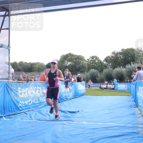 25.08.2024 - Elbe Triathlon Hamburg H.Heesch http://msf.ph/oto/6850624 25.08.2024 10:47:33 Ziel 174 meine-sportfotos.de