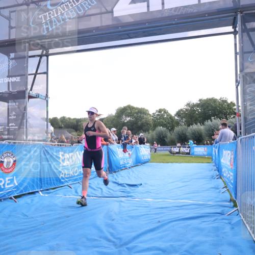 25.08.2024 - Elbe Triathlon Hamburg H.Heesch http://msf.ph/oto/6850648 25.08.2024 10:47:33 Ziel 174 meine-sportfotos.de