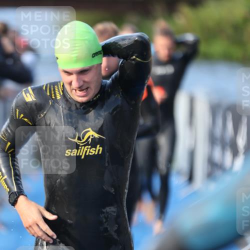 25.08.2024 - Elbe Triathlon Hamburg H.Heesch http://msf.ph/oto/6850674 25.08.2024 08:58:44 Schwimmen 203, 208, 211, 236, 241, 243, 266, 283, 294, 308, 313 meine-sportfotos.de