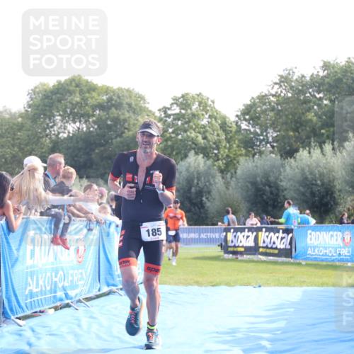 25.08.2024 - Elbe Triathlon Hamburg H.Heesch http://msf.ph/oto/6850751 25.08.2024 10:47:58 Ziel 161, 185, 311 meine-sportfotos.de