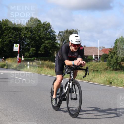 25.08.2024 - Elbe Triathlon Hamburg Fuchs,  Jonas http://msf.ph/oto/6850812 25.08.2024 09:56:40 Radfahren 210, 434, 327, 409, 300 meine-sportfotos.de