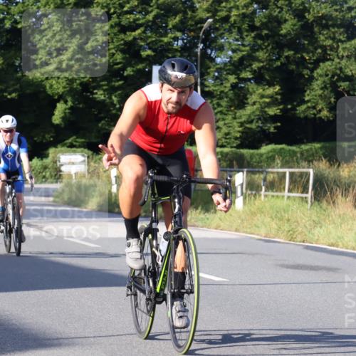25.08.2024 - Elbe Triathlon Hamburg Fuchs,  Jonas http://msf.ph/oto/6850855 25.08.2024 09:14:14 Radfahren 114, 163, 385, 271, 305, 175 meine-sportfotos.de