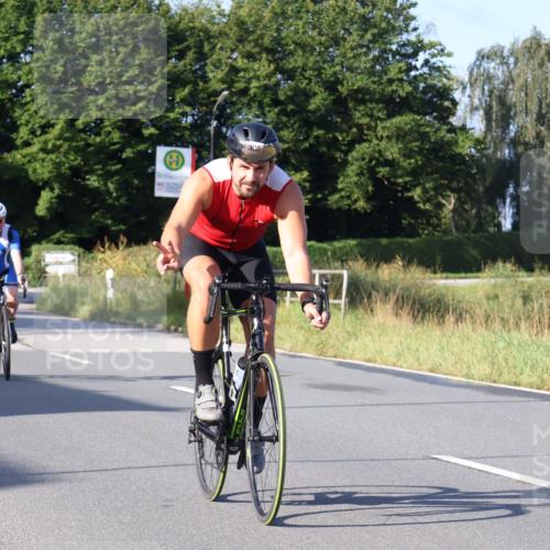25.08.2024 - Elbe Triathlon Hamburg Fuchs,  Jonas http://msf.ph/oto/6850864 25.08.2024 09:14:15 Radfahren 163, 385, 271, 305, 175 meine-sportfotos.de