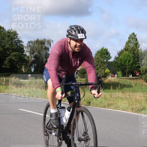 25.08.2024 - Elbe Triathlon Hamburg Fuchs,  Jonas http://msf.ph/oto/6850870 25.08.2024 09:56:41 Radfahren 434, 327, 409, 300, 421 meine-sportfotos.de