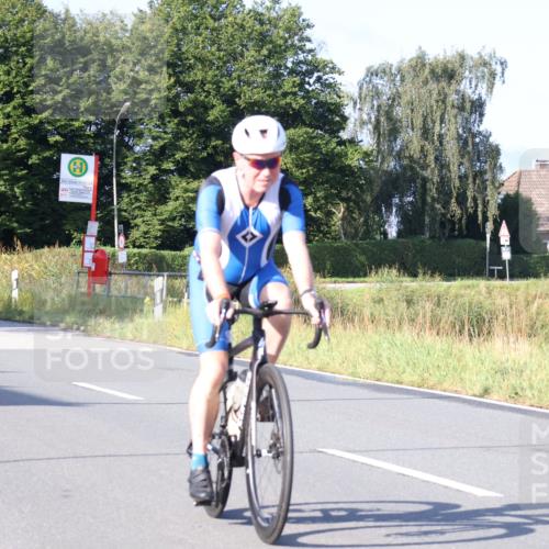 25.08.2024 - Elbe Triathlon Hamburg Fuchs,  Jonas http://msf.ph/oto/6850924 25.08.2024 09:14:16 Radfahren 163, 385, 271, 305, 175 meine-sportfotos.de