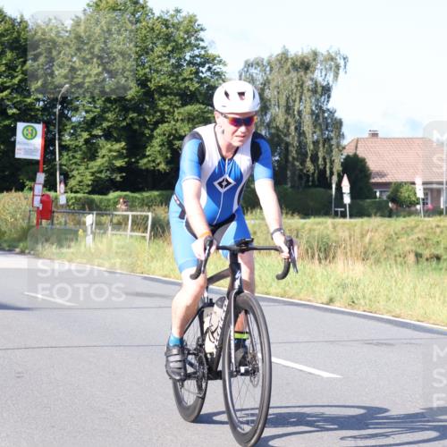 25.08.2024 - Elbe Triathlon Hamburg Fuchs,  Jonas http://msf.ph/oto/6850929 25.08.2024 09:14:16 Radfahren 163, 385, 271, 305, 175 meine-sportfotos.de