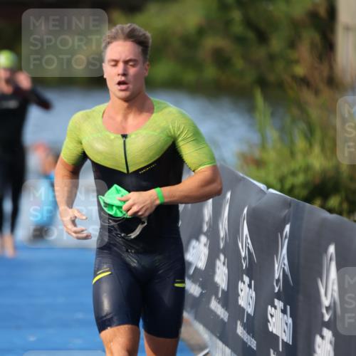 25.08.2024 - Elbe Triathlon Hamburg H.Heesch http://msf.ph/oto/6850962 25.08.2024 08:58:54 Schwimmen 203, 208, 211, 237, 241, 266, 283, 294, 313 meine-sportfotos.de
