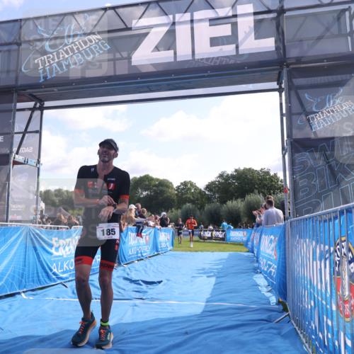 25.08.2024 - Elbe Triathlon Hamburg H.Heesch http://msf.ph/oto/6850963 25.08.2024 10:47:59 Ziel 161, 185, 311 meine-sportfotos.de