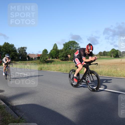 25.08.2024 - Elbe Triathlon Hamburg Fuchs,  Jonas http://msf.ph/oto/6851013 25.08.2024 09:14:25 Radfahren 239, 113, 90 meine-sportfotos.de