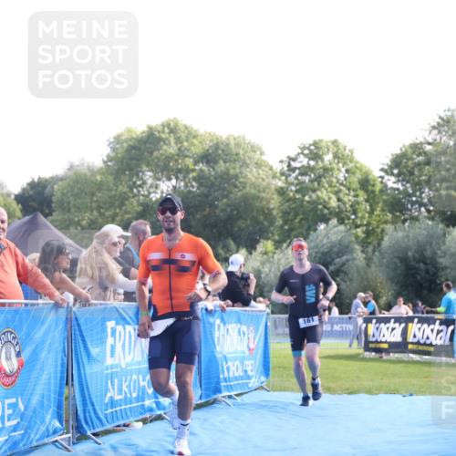 25.08.2024 - Elbe Triathlon Hamburg H.Heesch http://msf.ph/oto/6851025 25.08.2024 10:48:03 Ziel 161, 185, 193, 294, 311 meine-sportfotos.de