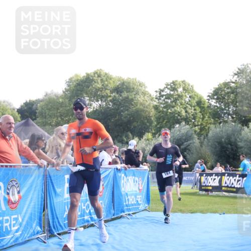 25.08.2024 - Elbe Triathlon Hamburg H.Heesch http://msf.ph/oto/6851062 25.08.2024 10:48:03 Ziel 161, 185, 193, 294, 311 meine-sportfotos.de